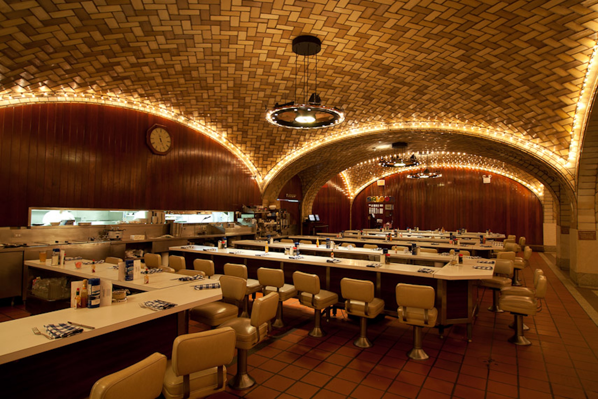 iconic restaurants new york Grand Central Oyster Bar 
